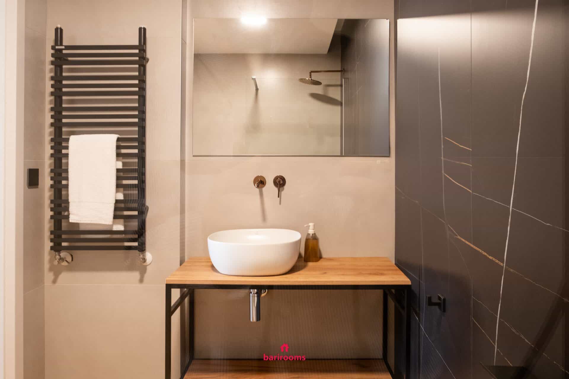 Bagno privato moderno, appartamento Metropole Bari