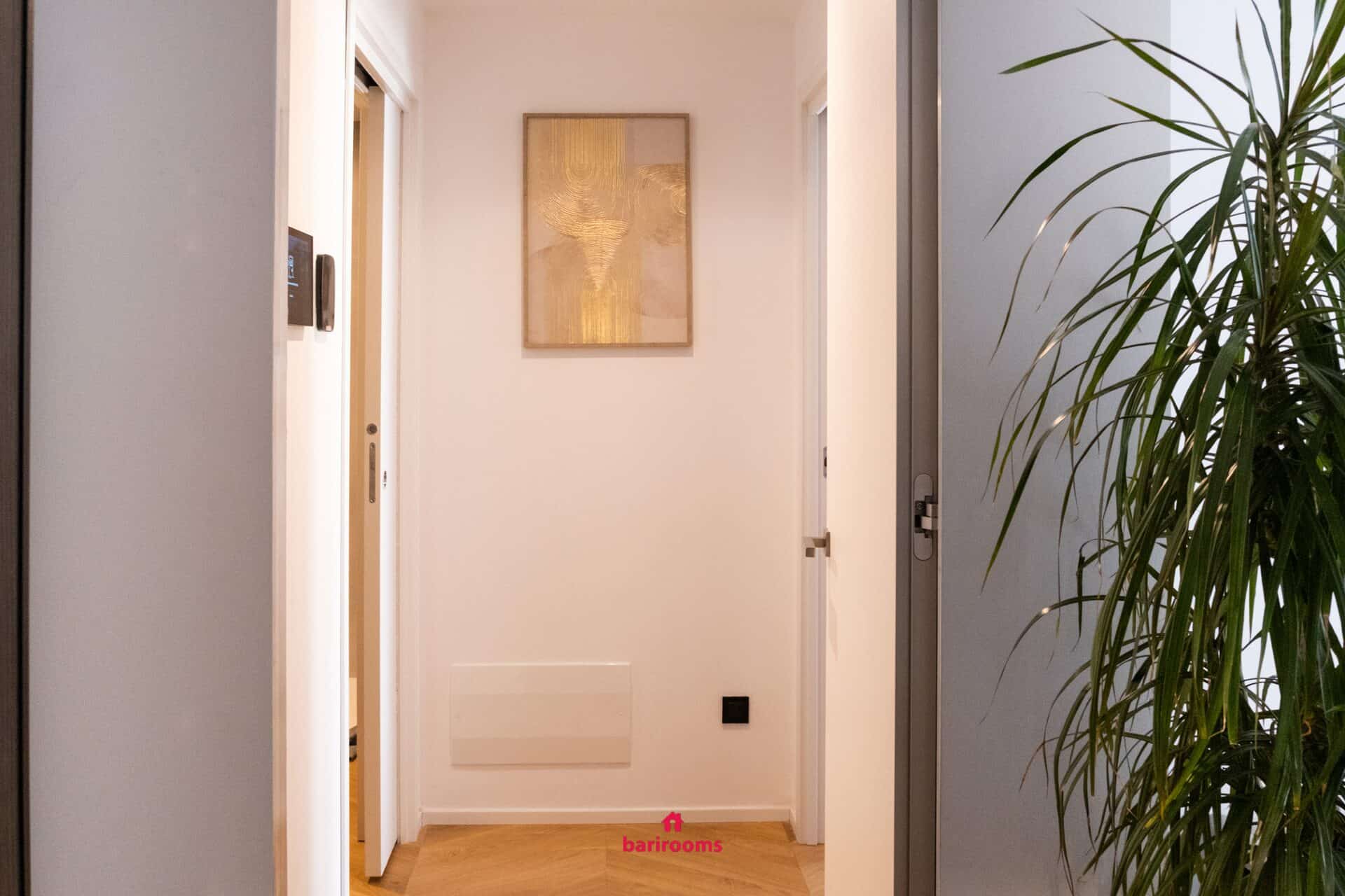Ingresso dell'appartamento Metropole in via Melo Bari